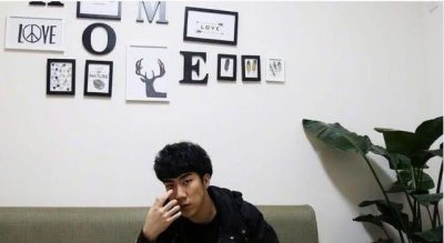 ​骚男前妻七七现身直播间？对方只说了一句话，骚男脸色当场就变了