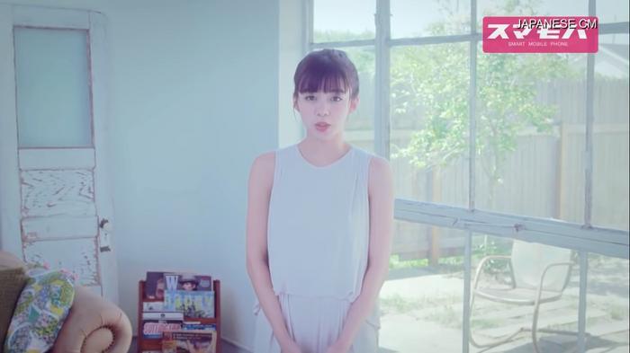 池田依来沙的胸有多大？当她侧身的那一刻，网友：老婆真好看！