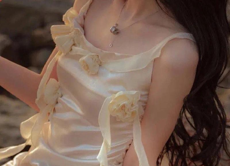 注意！月底这四大星座容易有桃花劫，爱情里的是与非