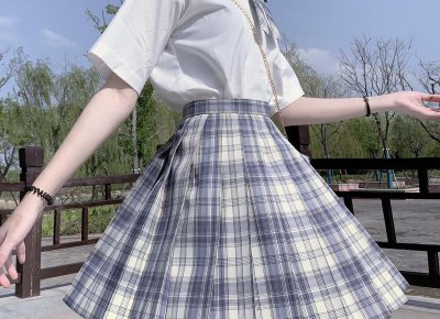 ​怀疑老婆跟她老板很暧昧怎么办