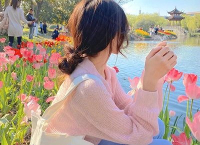 ​敢盯着你看的异性领导