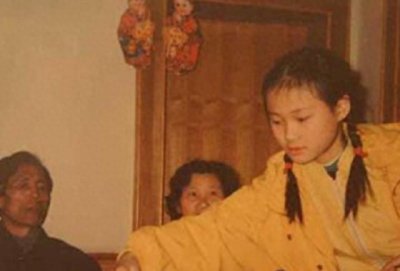 ​李宇春低调13年背景曝光！爸妈身份让人不敢相信，网友：厉害了