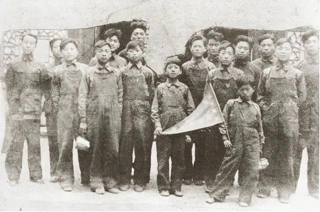 少先队建队纪念日是几月几日（今天是少先队建队纪念日缅怀记忆中的少年英雄们）(3)