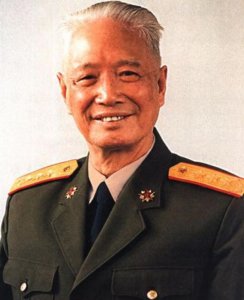 ​张震将军简介（我军的两对“父子上将”都姓张）