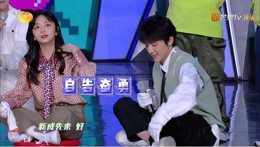 张新成公主抱谭松韵是不是喜欢她？张新成出乎意料回应自己的恋情