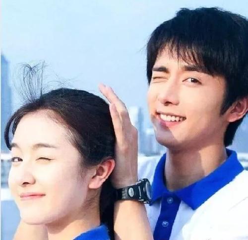 张新成公主抱谭松韵是不是喜欢她？张新成出乎意料回应自己的恋情