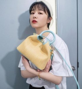 ​阚清子被张子枫删好友是真的吗(张子枫却删除阚清子好友)