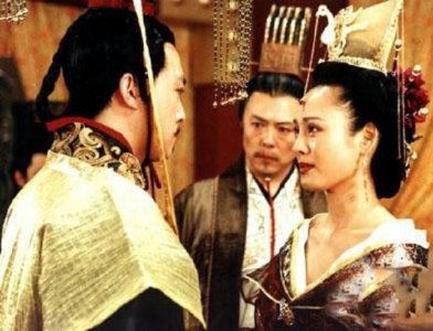 ​秦始皇与吕不韦的关系（秦始皇是不是吕不韦的儿子）