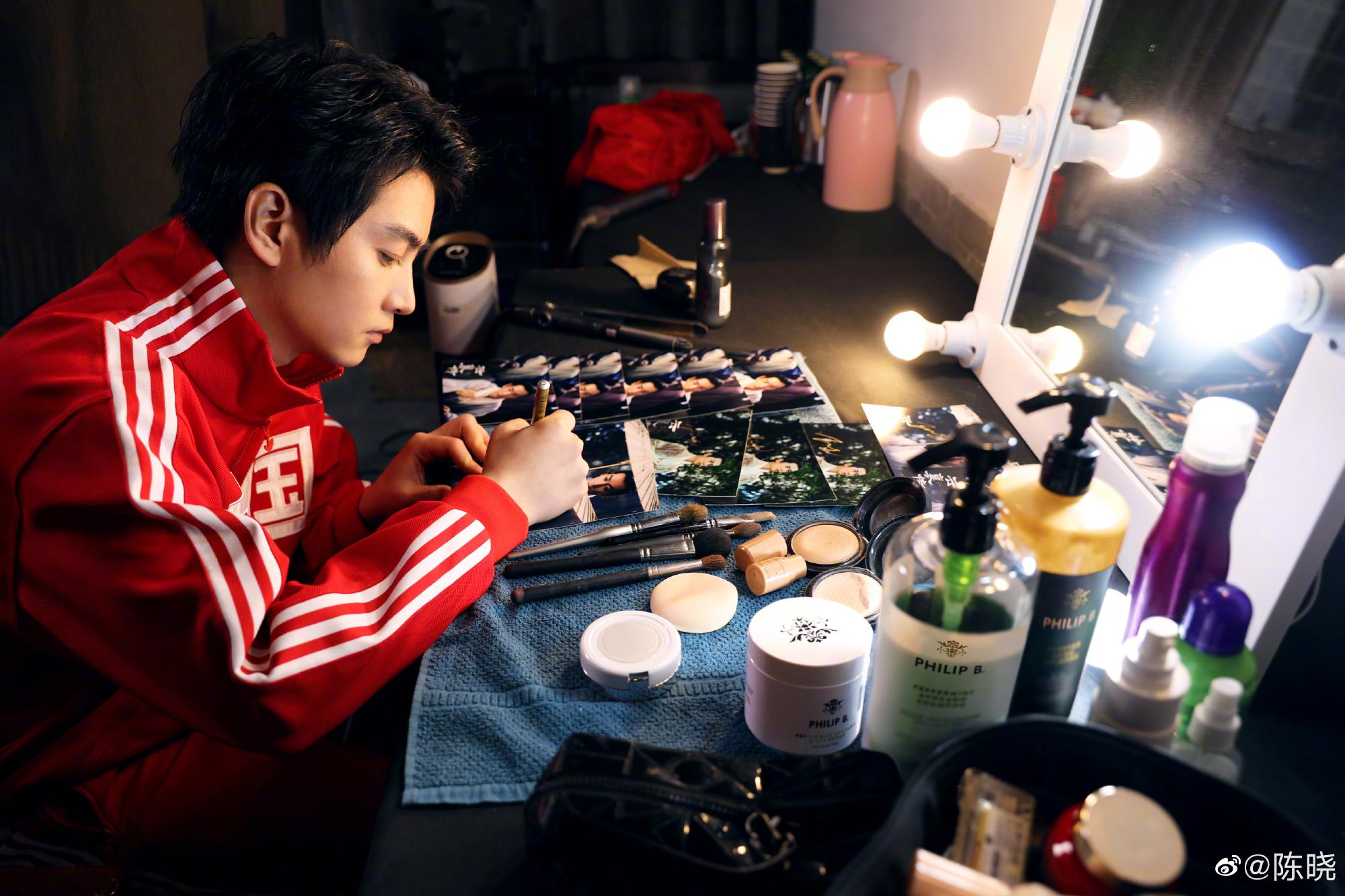 中国明星身高榜排名（盘点娱乐圈身高180的七位男演员）