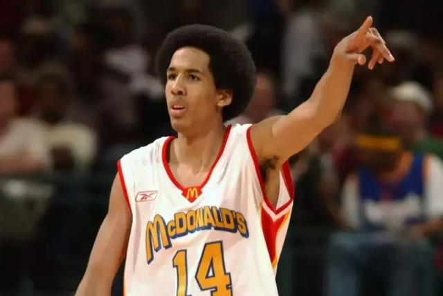 勇士队利文斯顿励志 从天才高中生到断腿重生(4)