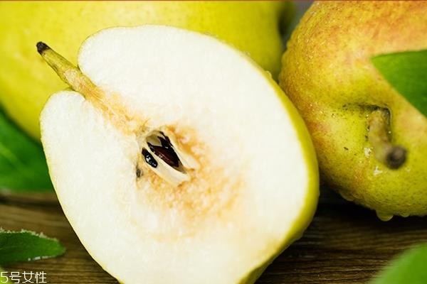 香梨怎么洗 按照这个方法来 香梨怎么洗 按照这个方法来