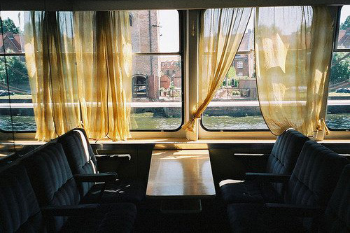 描写友情深厚的成语78句