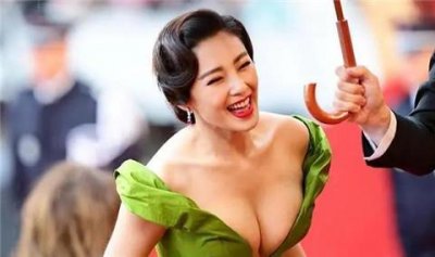 ​中国女生的胸，是如何被骗大的？