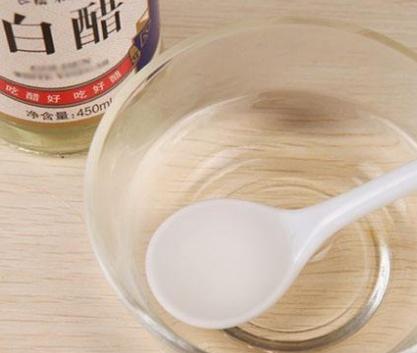 老祖宗留下来的方法,每天晚上抹一抹,只用五天斑点消失不见了