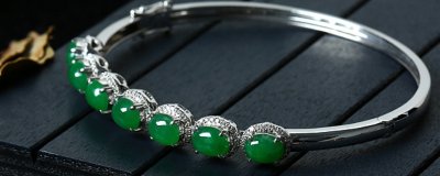 ​纤维交织结构翡翠是什么档次（翡翠鉴定纤维交织结构是什么）