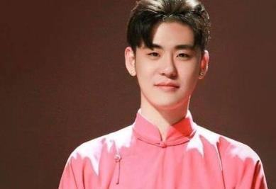 张云雷为什么坠楼 张云雷被停演的原因 张云雷为什么坠楼 张云雷被停演的原因