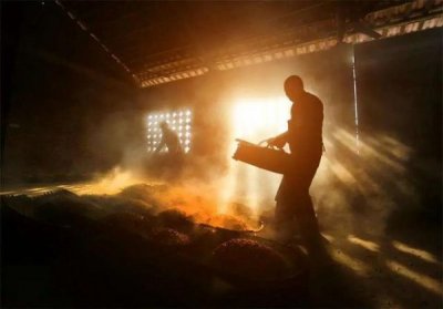 ​茅台镇酒忆当年(茅台镇酒派酒厂)