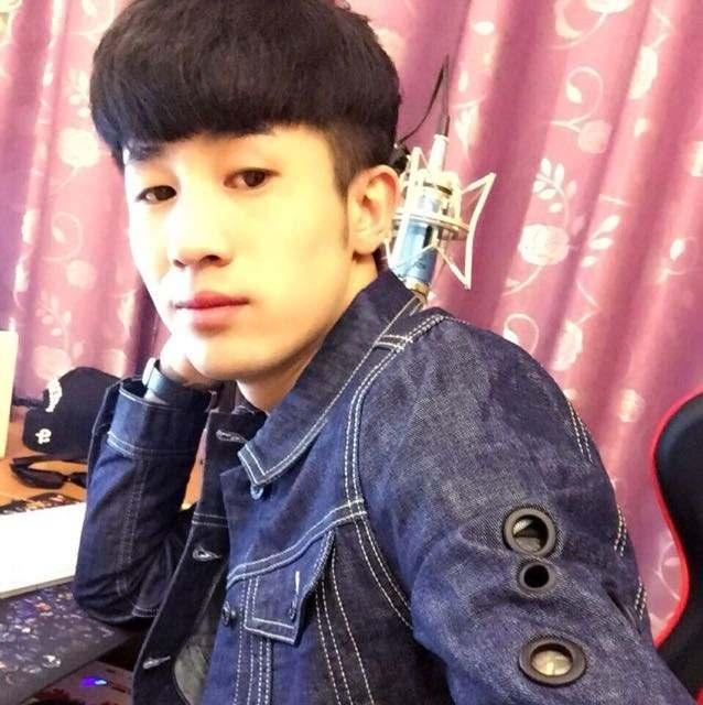 天佑好兄弟“撕逼”大战，磕巴东大骂刘一手，让刘一手道歉