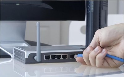 ​路由器怎样重新设置wifi密码（）手机上就能设置，超快）