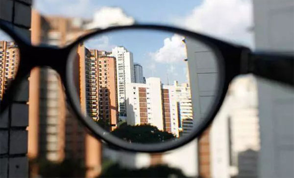 近视矫正都有哪些方法 如何预防眼睛近视