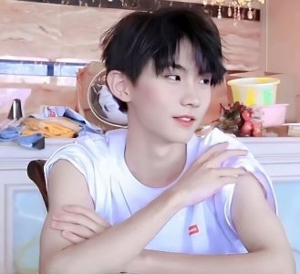 ​马嘉祺公布“择偶标准”，第一条就劝退大波粉丝，羡慕他未来女友