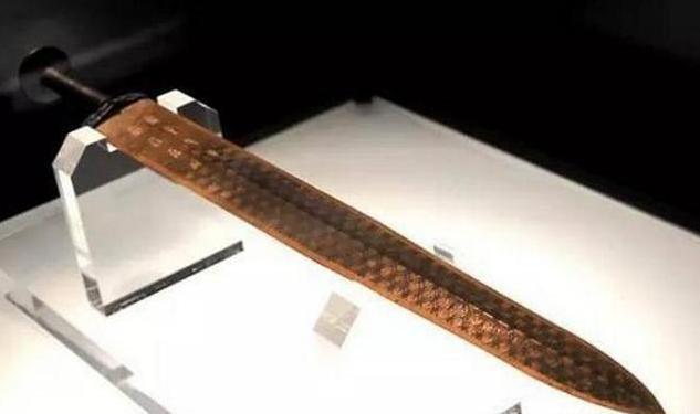 中国古代的超时代“黑科技”:青铜宝剑千年不腐,弯曲千年反弹平
