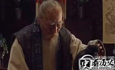 ​严嵩倒台是因为失去皇帝信任和儿子坑爹吗