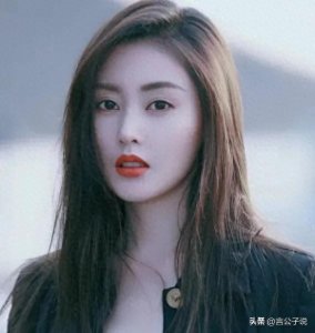 ​有“高个脸”的8位明星，个个上镜很高大，实际可能还没有你高