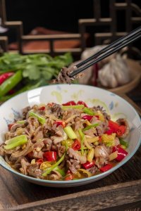 ​麻辣爽口的爆炒鸡杂，香酥嫩滑，解馋下饭的家常菜