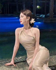 ​越南的网红，不知道有没有美颜的加持，如果没有加持，真算尤物了