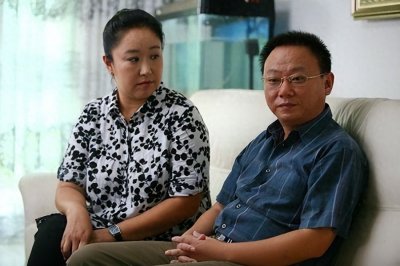 ​著名演员邵峰：11次登春晚，对患病妻子不离不弃，用守护换来幸福