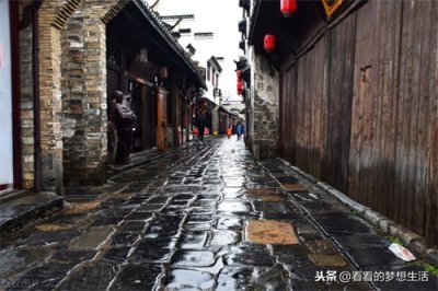​知道中国四大古镇都是哪几个吗？现在都是什么样了呢？