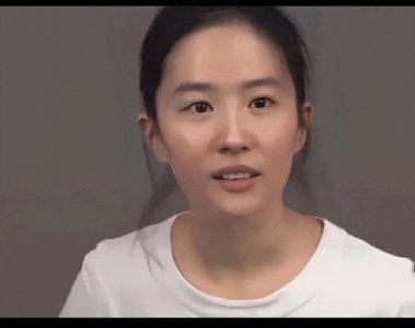 ​这张刘亦菲素颜照，刷新了你对她的所有认知！