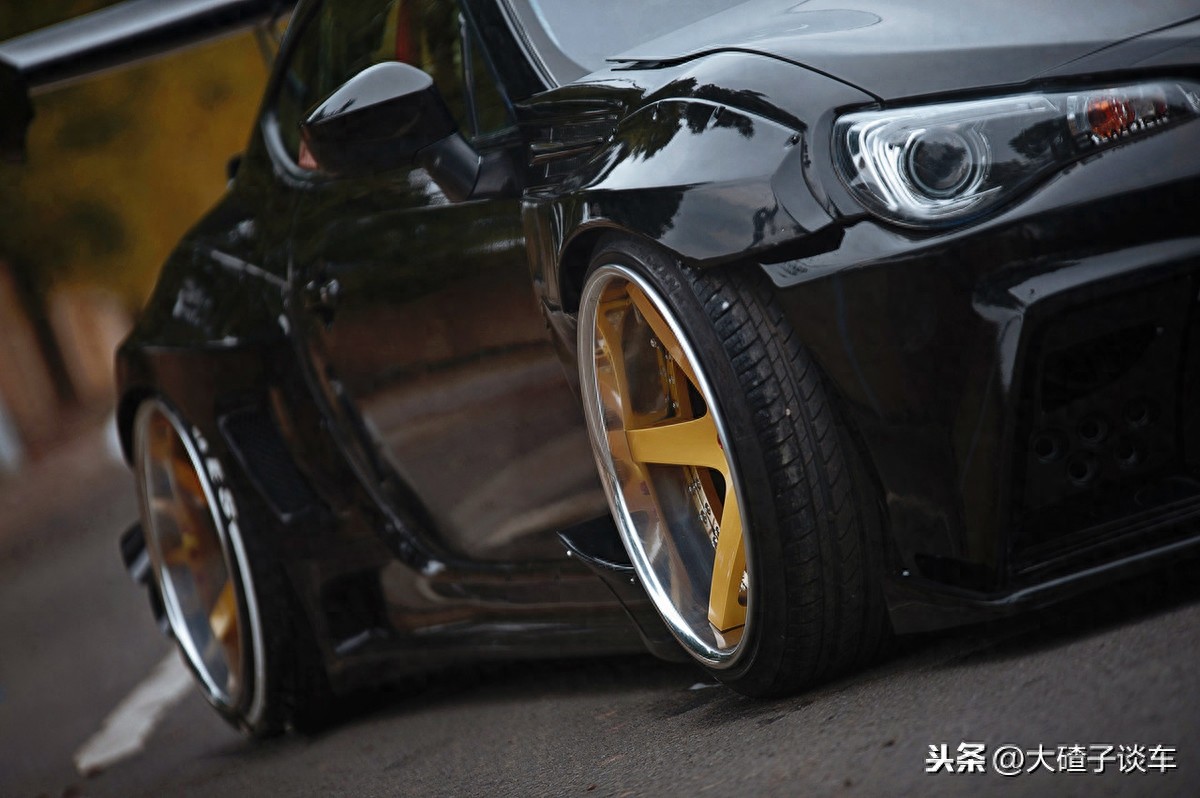 爆改斯巴鲁BRZ，不服赛道刚一刚，干就完了