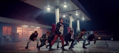 ​你知道“Love Shot”成为EXO第一个突破5亿点击量的MV了吗？
