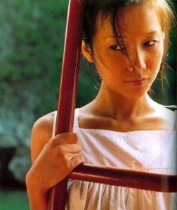 ​她私生活有多混乱？和成龙深夜醉酒后激吻，著名作家不惜为其离婚