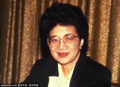 ​又一位华裔强者，菲律宾政界女强人，也是亚洲首位女总统