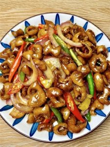 ​红烧肥肠的不同做法