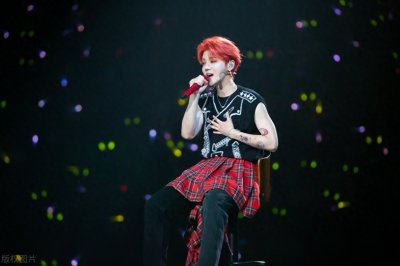 ​鹿晗是男人还是女人？怎么像一个女性？