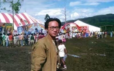 黄家驹那些你不曾看过的照片,都被埋没在时光里了