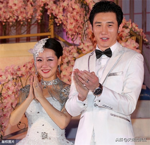 昔日女神白冰自曝早已离婚，原来这些年她过得并不好