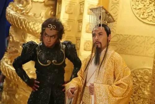 黄征个人资料简介（这部拍了3年的网大）(17)