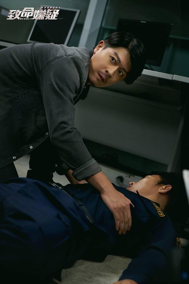 黄征个人资料简介（这部拍了3年的网大）(4)