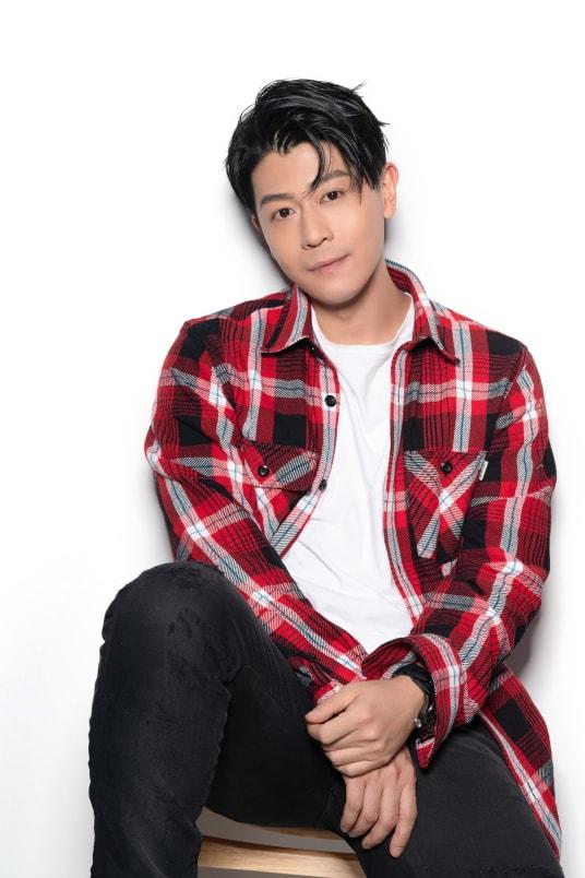 黄征个人资料简介（这部拍了3年的网大）(14)