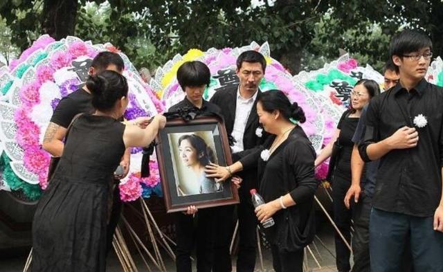 张子健前妻李婷个人资料（前妻李婷患癌去世）(20)