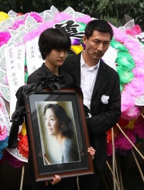 张子健前妻李婷个人资料（前妻李婷患癌去世）(21)