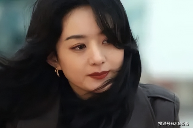 曝周迅赵丽颖杨紫争演张艺谋新剧望成首位“剧界谋女郎“ 男主属意易烊千玺