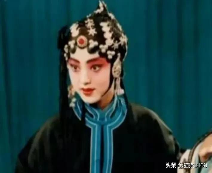 错失3位“影帝”男友的“第一美女”曾黎，到底什么人才能娶她？