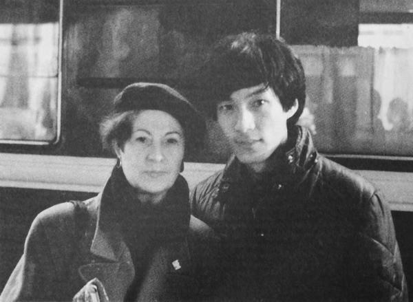 冯远征个人资料身高（因跳伞放弃高考）(8)