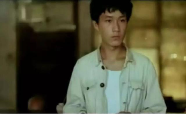 冯远征个人资料身高（因跳伞放弃高考）(7)